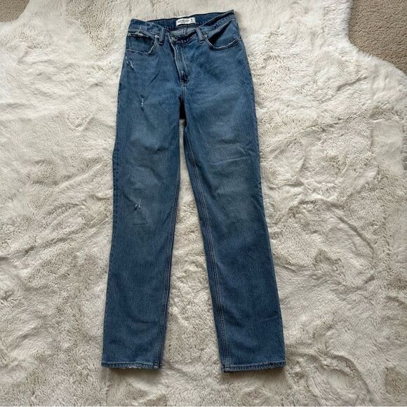 A&F Abercrombie and Fitch size 26 high rise asymmetrical waist baggy jeans - Picture 5 of 14